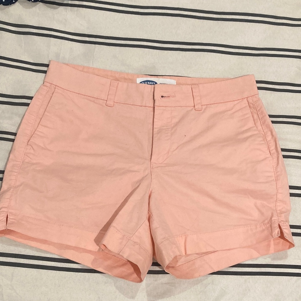 Old Navy Women's Light Pink Bermudas